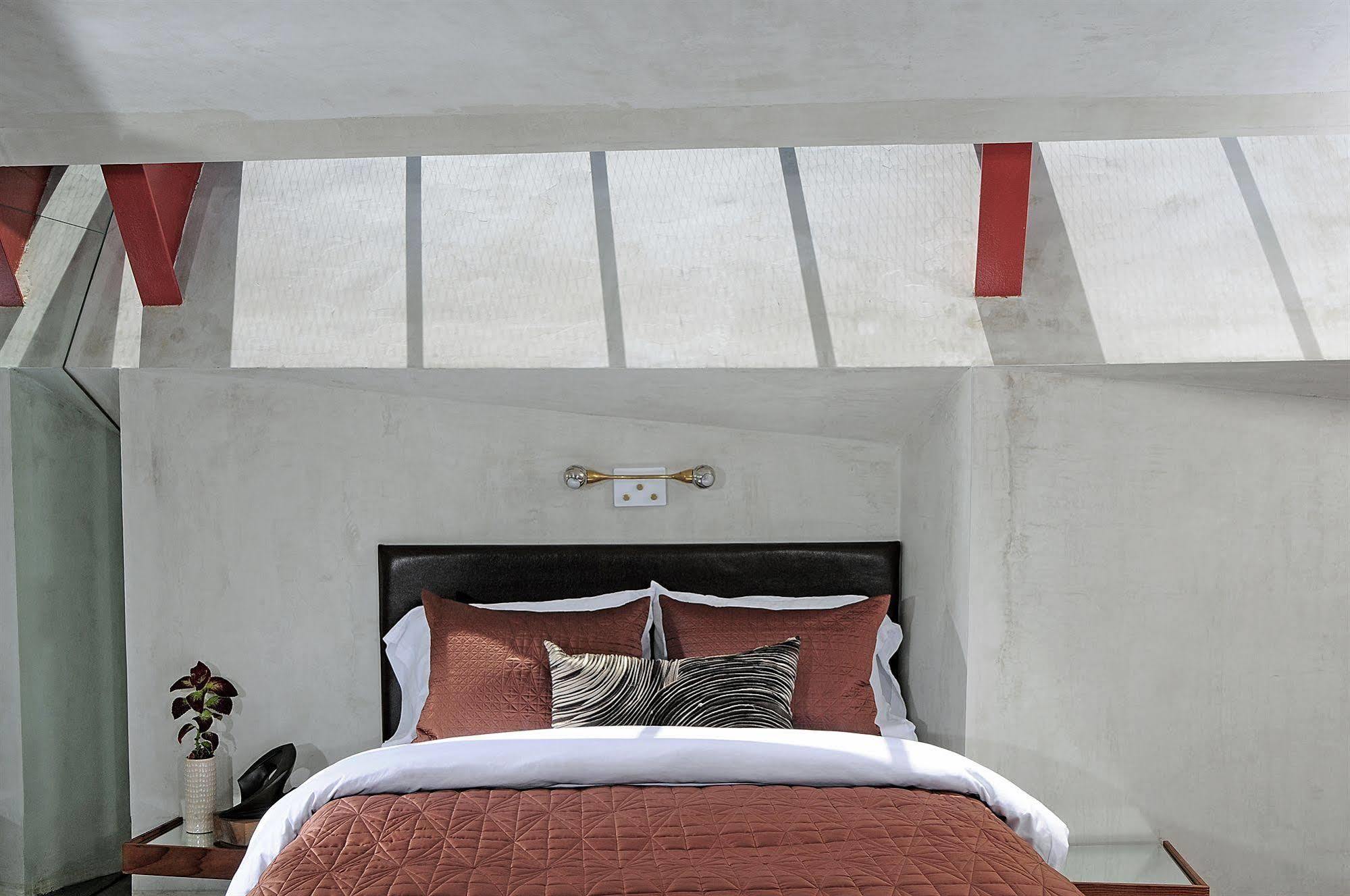 Hotel Lautner Desert Hot Springs Dış mekan fotoğraf